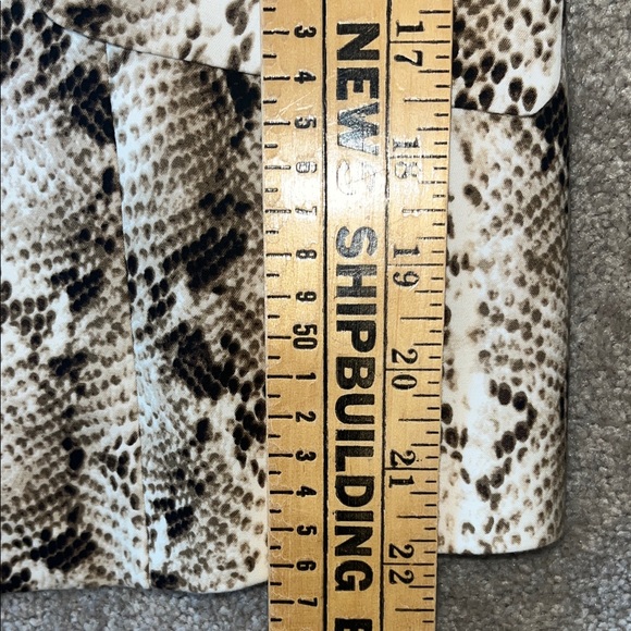 WHBM Python Print Classic Blazer Size 6 - Picture 12 of 12